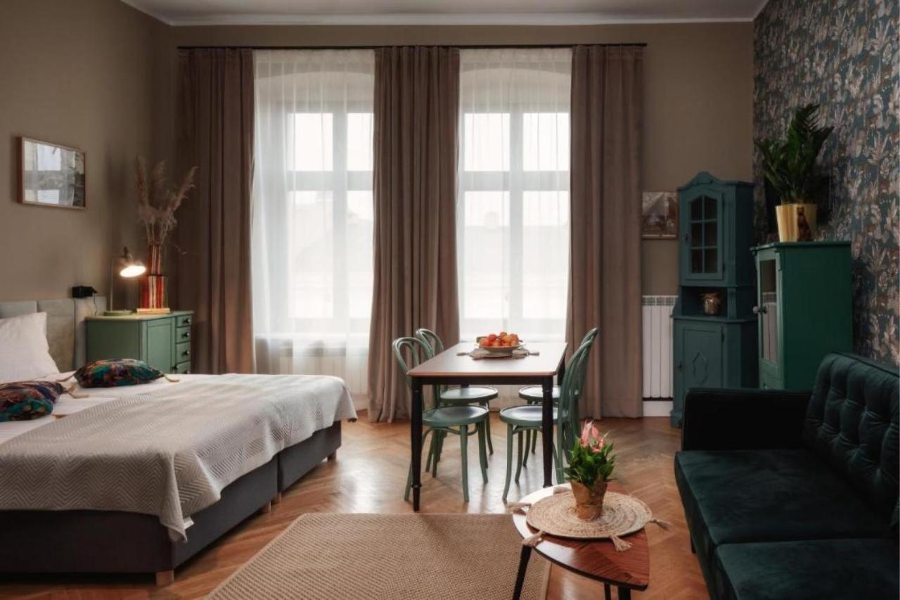 Apartamenty Piotrkowska 82 By Good Time Łódź Exteriör bild