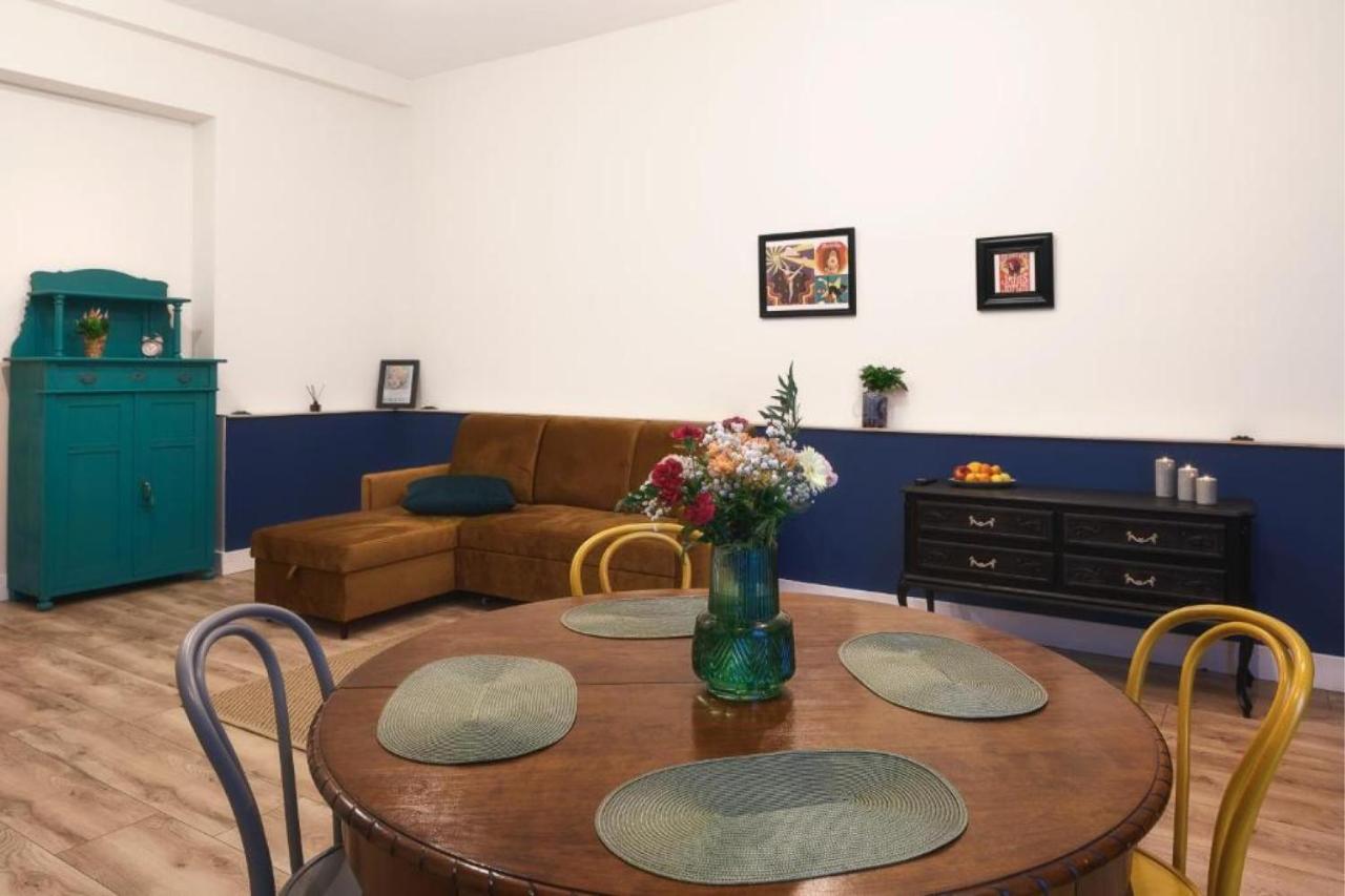 Apartamenty Piotrkowska 82 By Good Time Łódź Exteriör bild